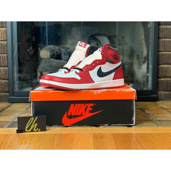 Size 10 Air Jordan 1 Retro High OG “Chicago Lost & Found” Basketball Sneakers - Picture 2 of 6